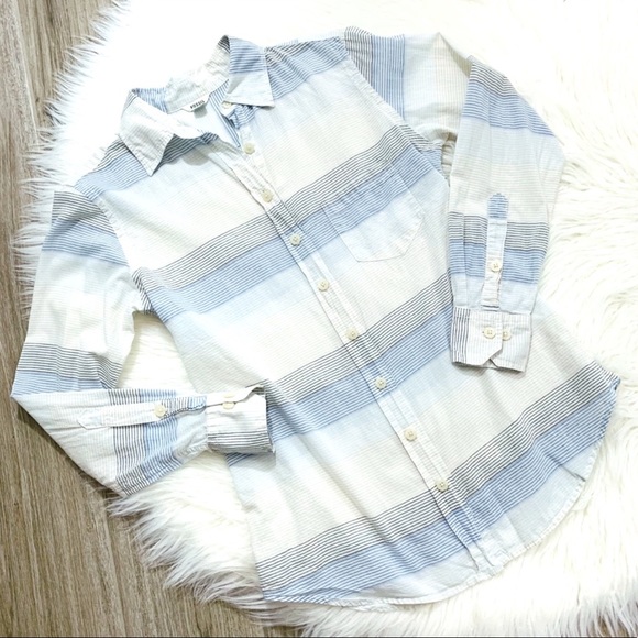 Fossil Tops - Fossil Stripe Button Down Shirt Size Small